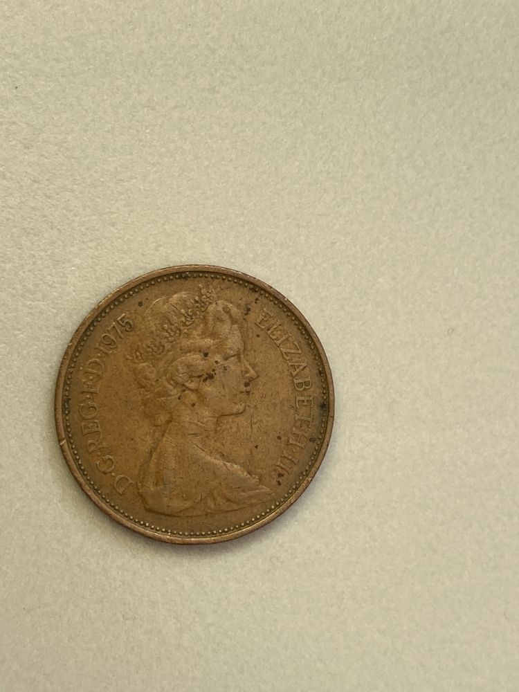 Moneta new pence 1975