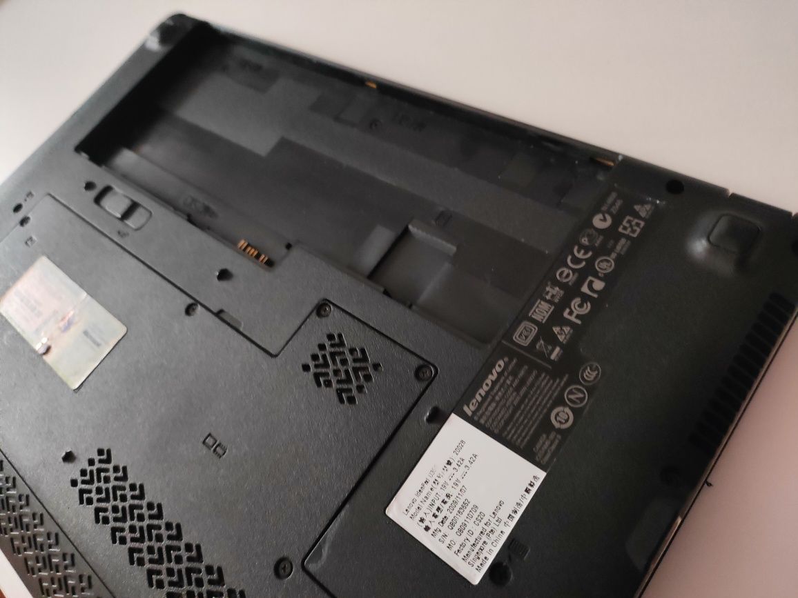 Laptop Lenovo Ideapad U350
