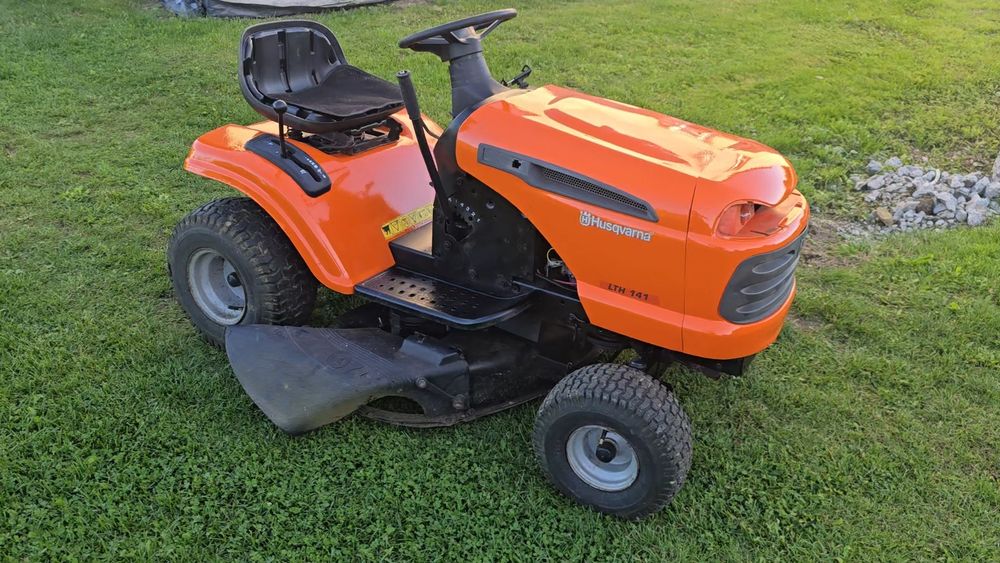 Kosiarka traktorek husqvarna 13.5