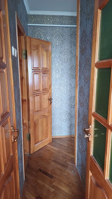 Продаж трикімнатної квартири по.Пр. Миру в Чернігові