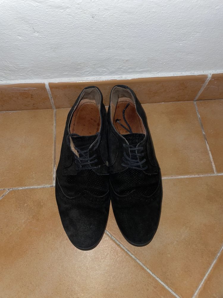 Sapatos classicos de mulher