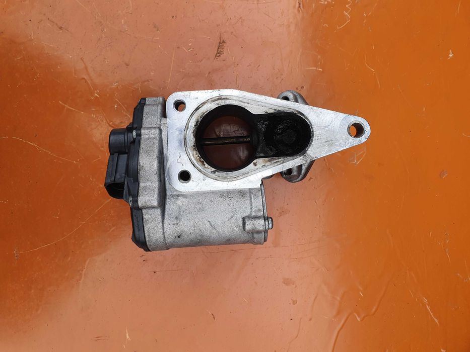 Клапан egr егр єгр Renault Laguna 2.0 Vivaro Espace Nissan A2C5302630