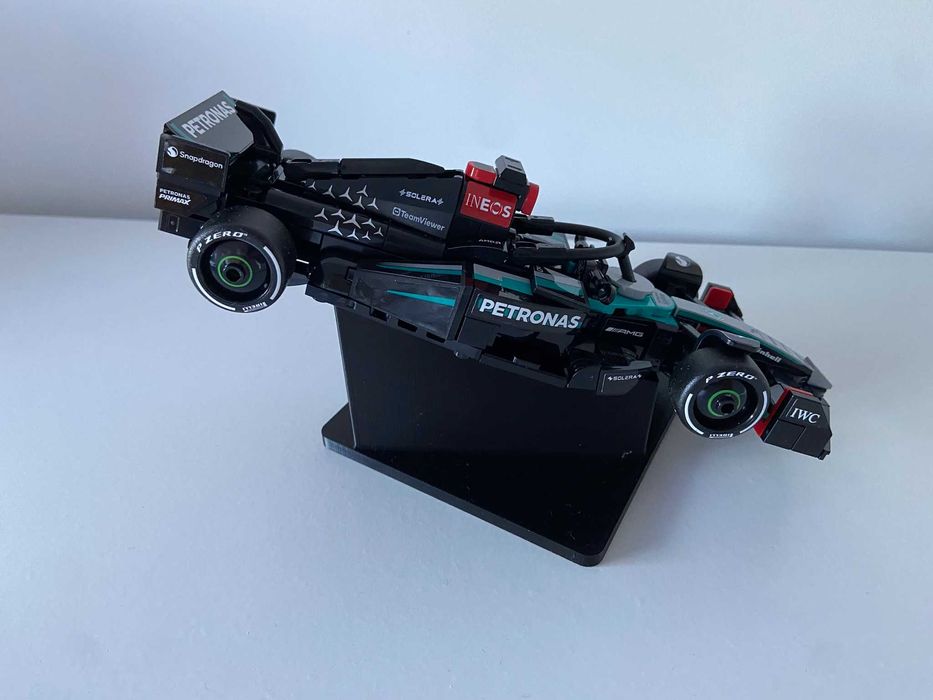 Suporte para LEGO Speed Champions - Carro de Corrida Mercedes-AMG F1