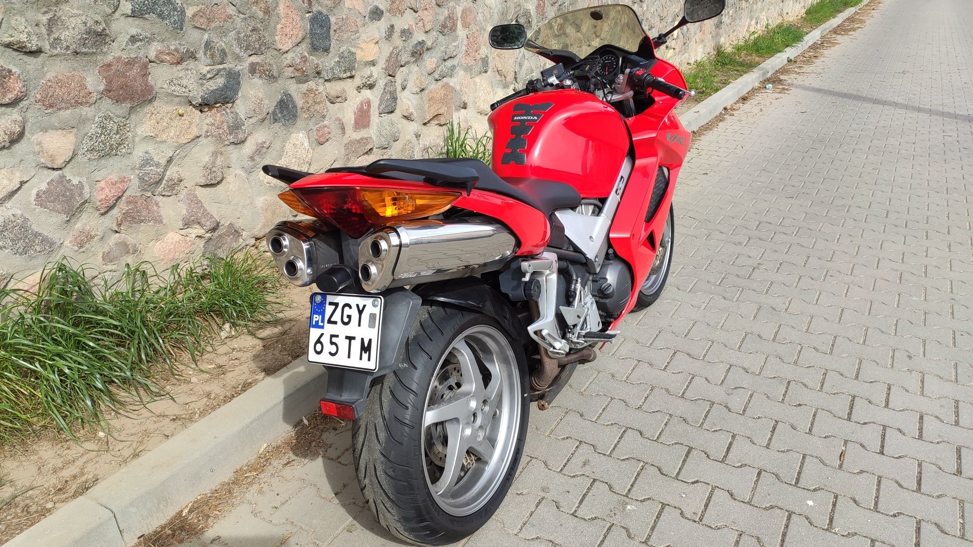 Honda VFR 800 VTEC ABS w super stanie