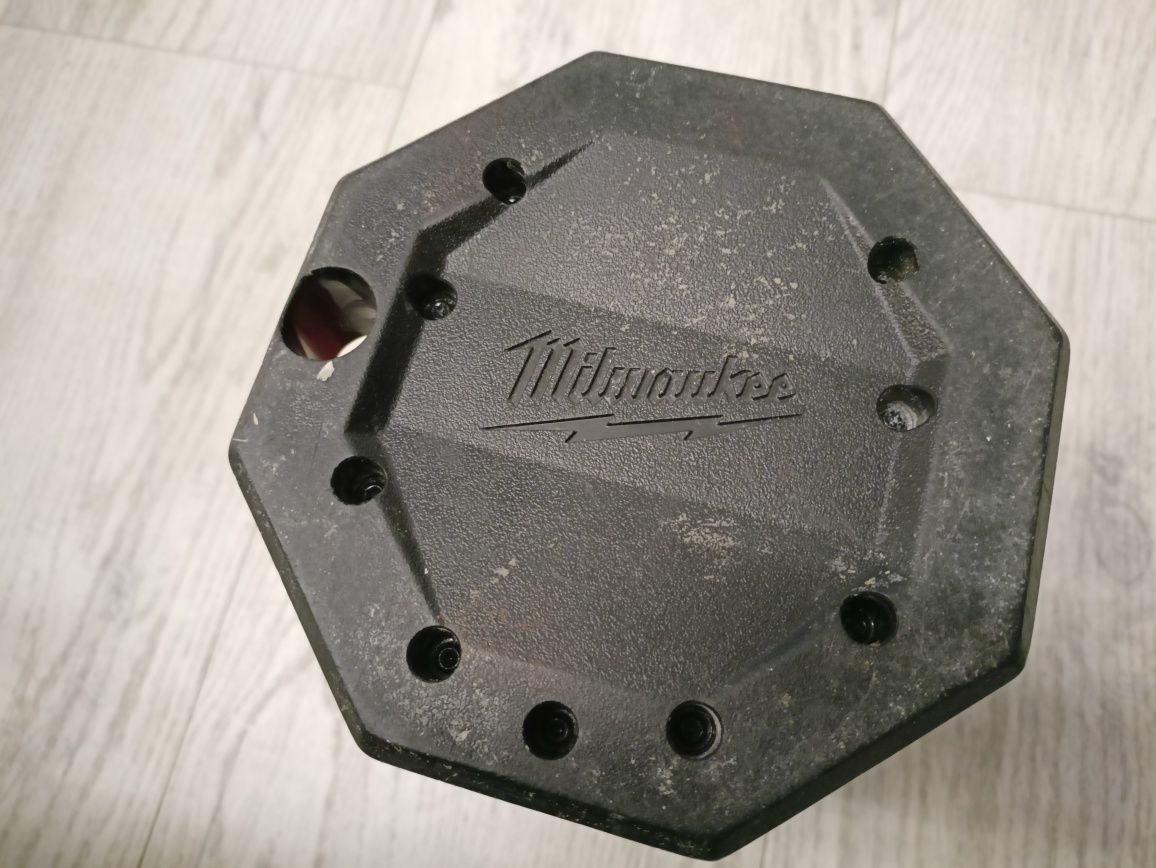 [Lampa] Milwaukee M18 AL