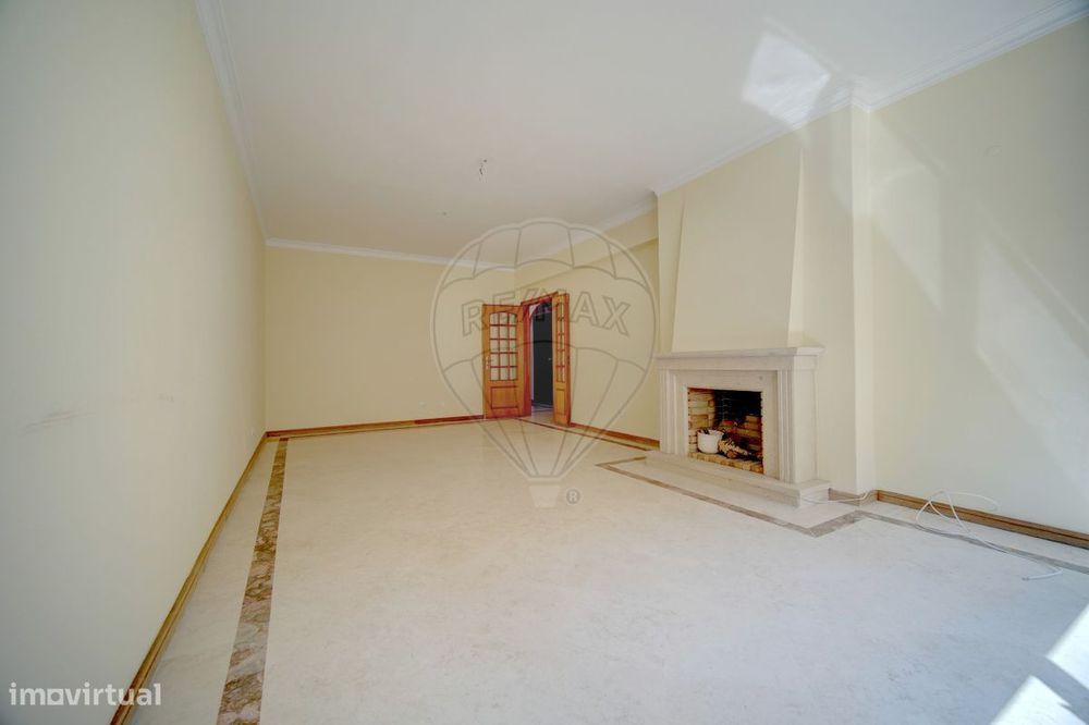 Apartamento T3 para arrendamento