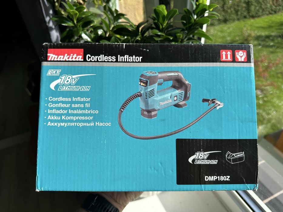Minikompresor akumulatorowy Makita 18V LXT DMP180Z — 8,3 bar