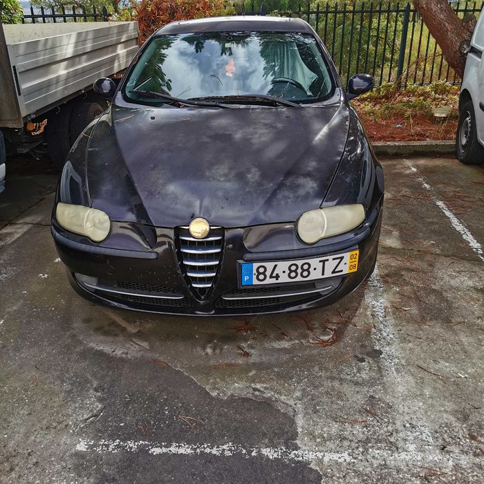Alfa Romeo 147 1.6 T. Spark (avariado)