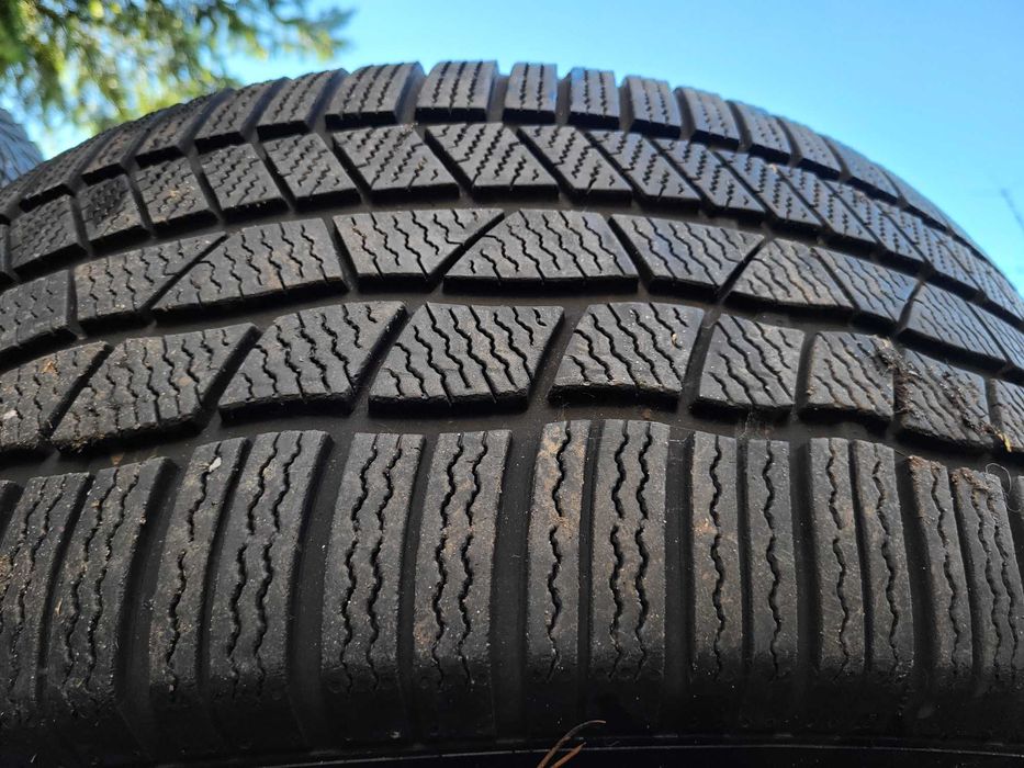 Komplet Continental ContiWinterContact TS830P SUV 285/45r20 112V XL