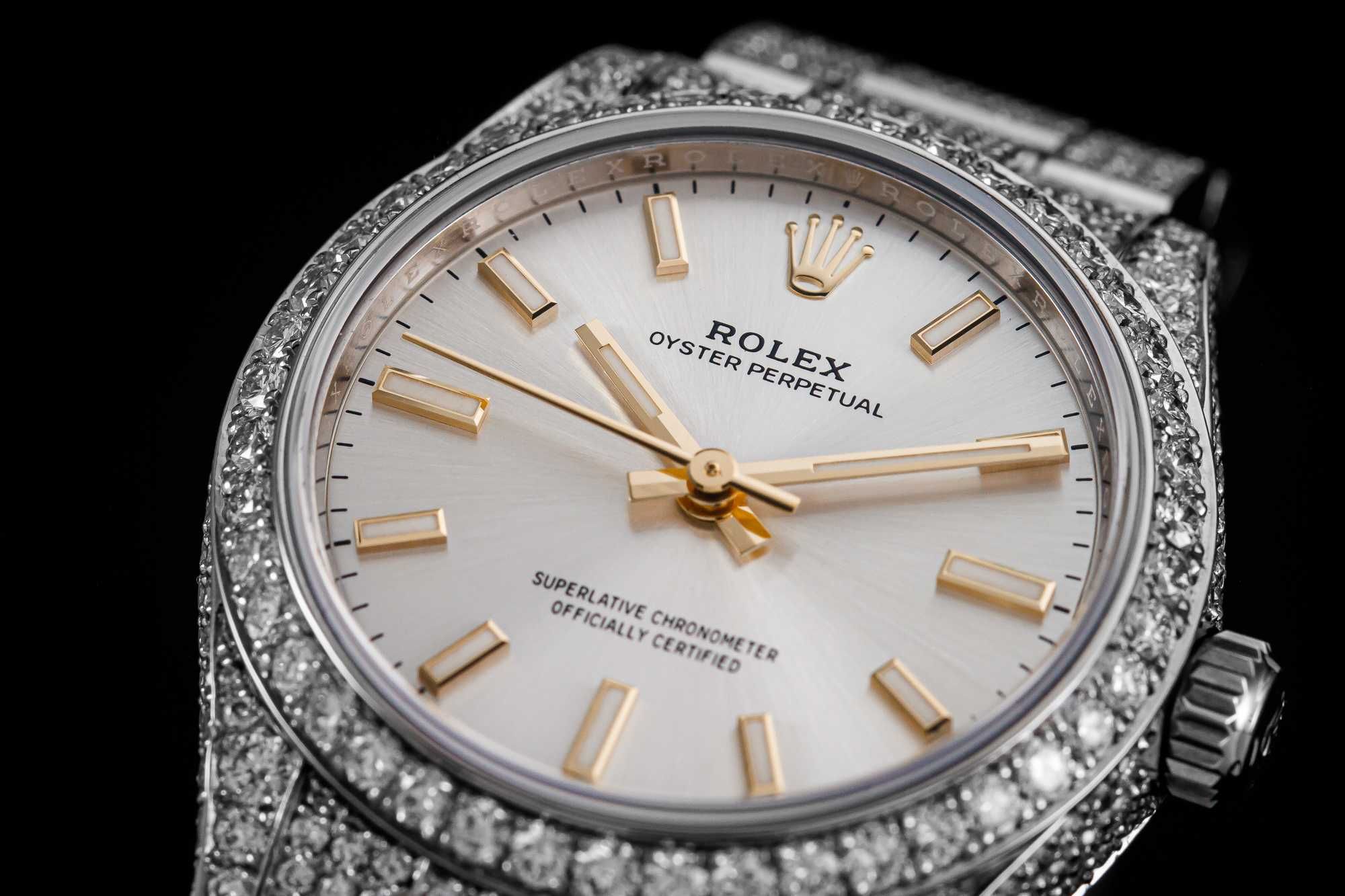 ROLEX z brylantami - Oyster Perpetual 31 o srebrnej tarczy