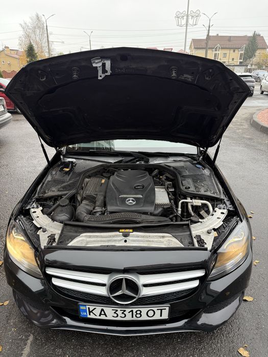 Продам Mercedes-Benz C300 2.0 бенз Не бита и не крашена! Собственник!