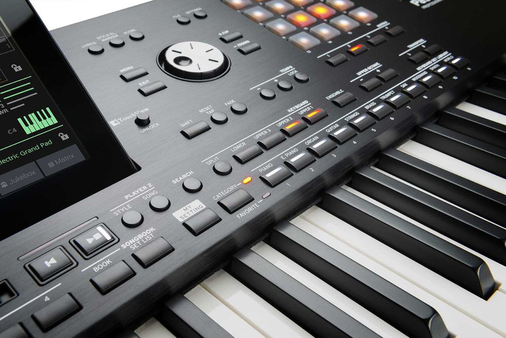 Korg PA5X 88 profesjonalny aranżer syntezator + pokrowiec