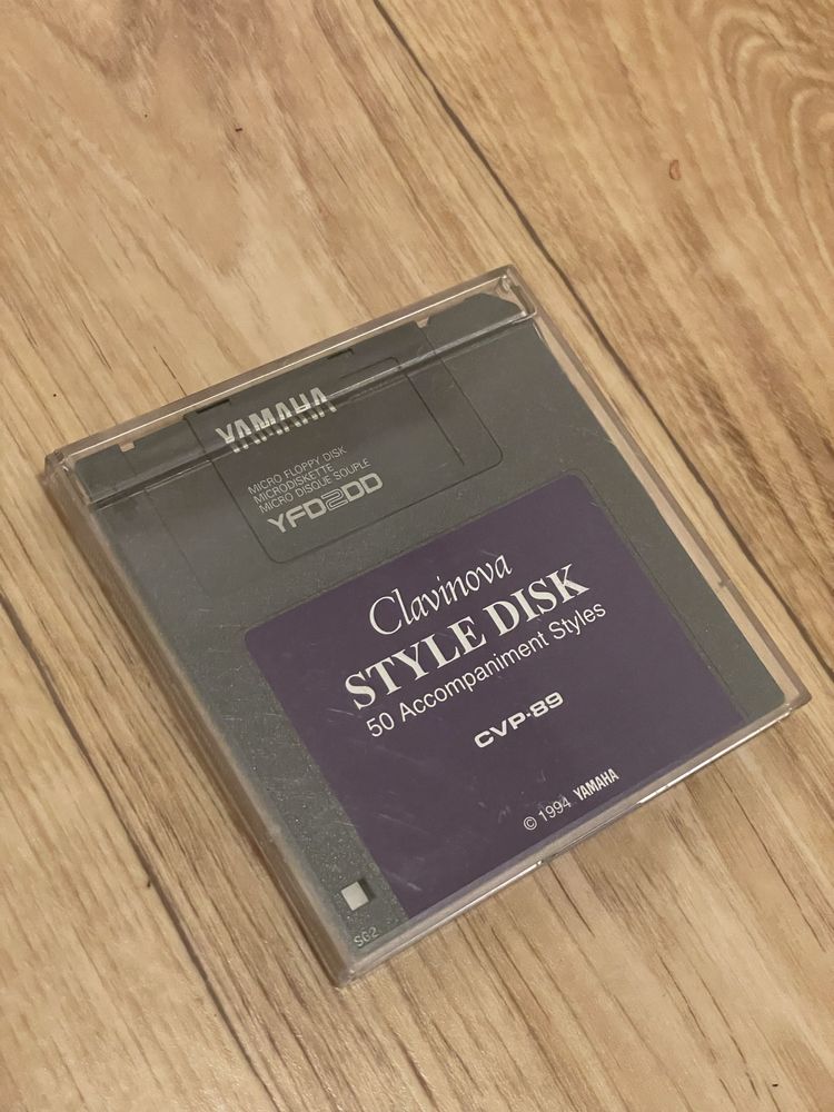 Pianino Yamaha Clavinova dodatkowe style dyskietka