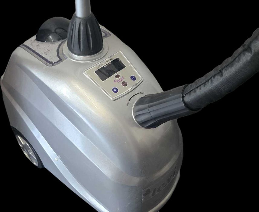 Parownica z wieszakiem Texi Master Silver Metallic 1700W