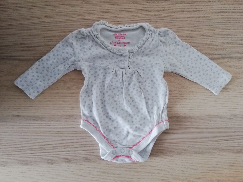 Body F&F 62 długi rękaw kwiatuszki dziewczęce białe falbanki