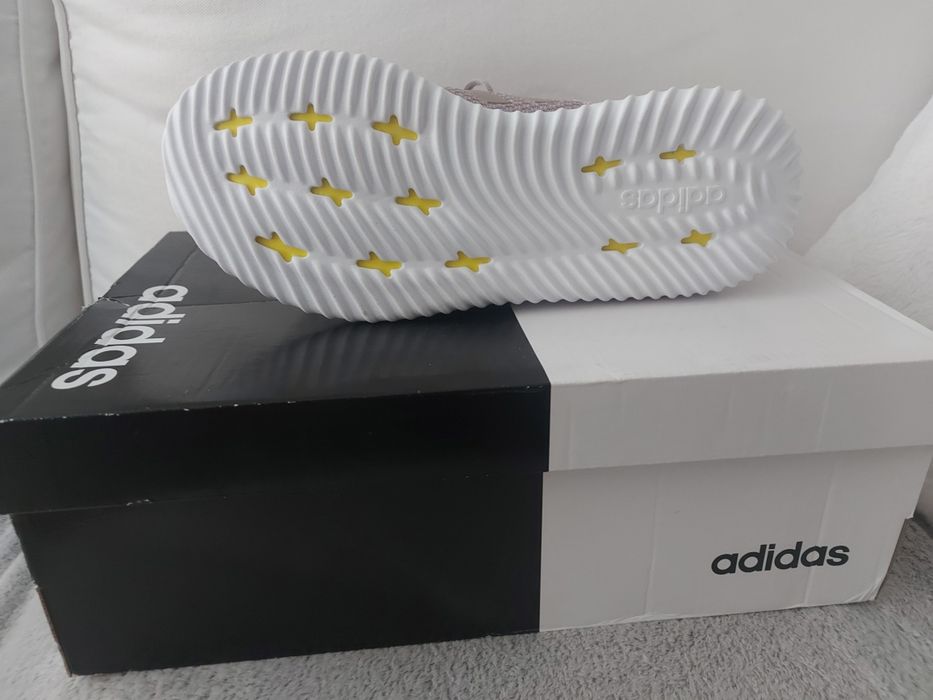 39 1/3 ADIDAS Cloudfoam Ultimate DB0452 NOWE!
