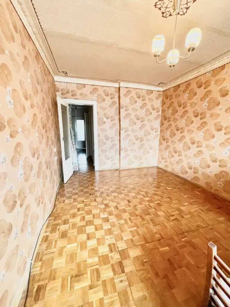 Продам УНИкальную  ДВУХ УРОВНЕВУЮ 3 КОМнатную квартиру ЦЕНТР ПОЛЯ