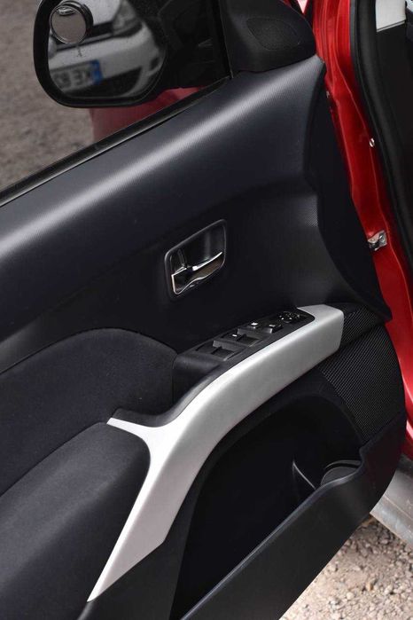 Mitsubishi Outlander 2010 2.4 бензин/газ обмін [Перший внесок від 20%]