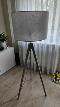 Lampa stojąca pokojowa