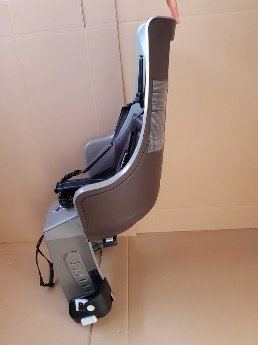 Fotelik rowerowy BOBIKE Exclusive MAXI na bagażnik TOFFEE (23)