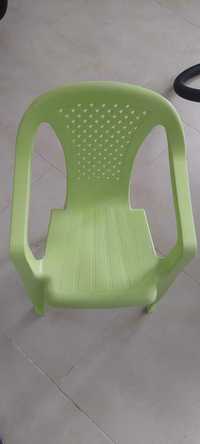 Cadeira plástico esplanada criança