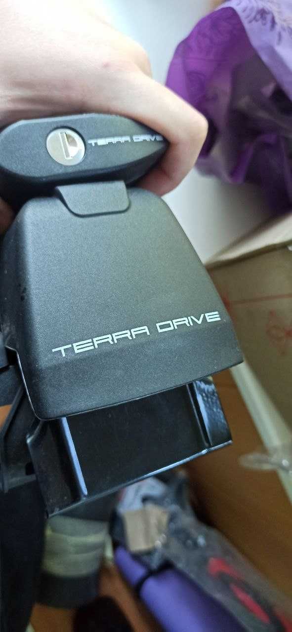 Поперечини Terra Drive Clip B-Fix Wing с кожухом 120