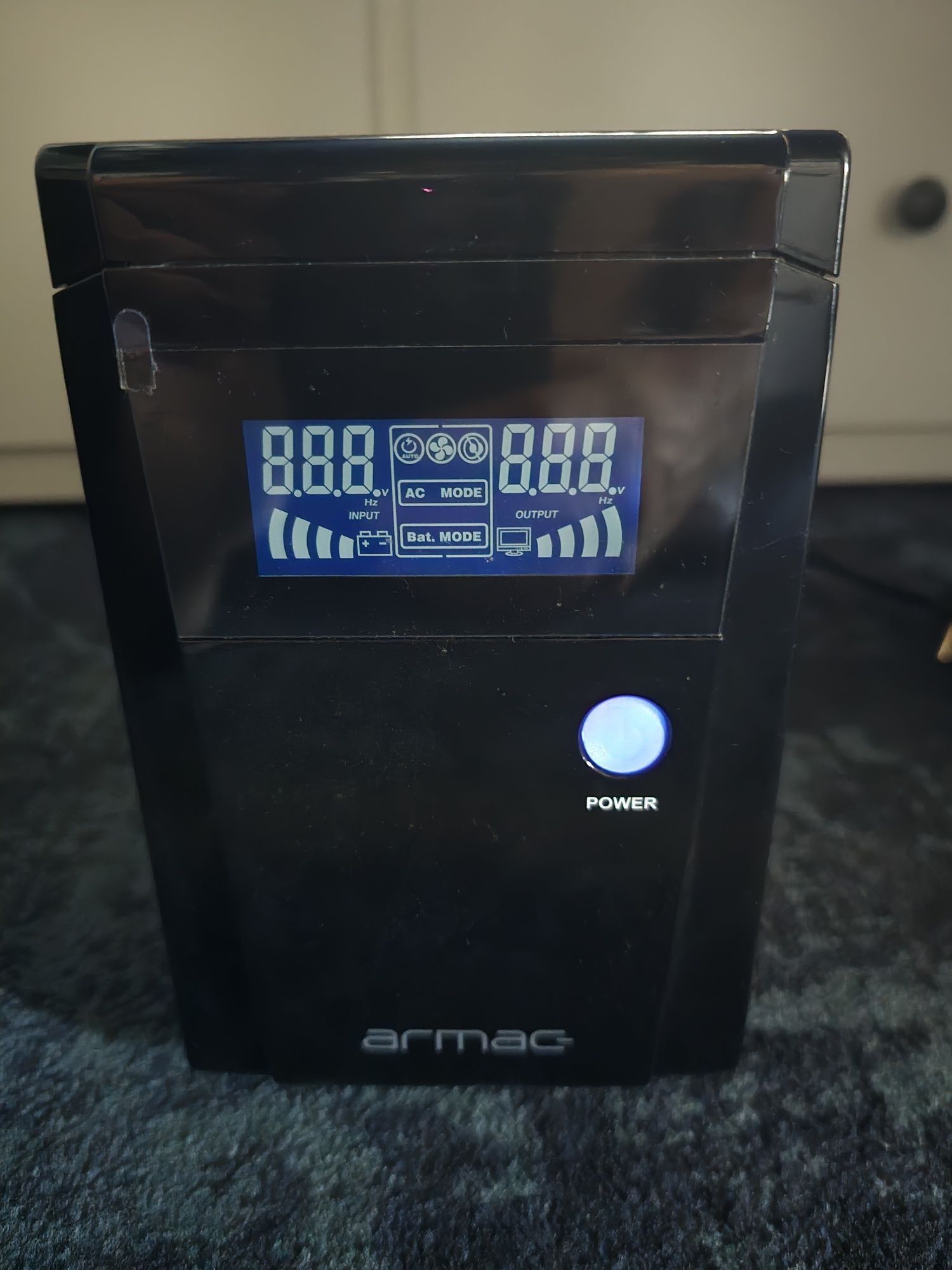 UPS Armac O/1500E/LCD