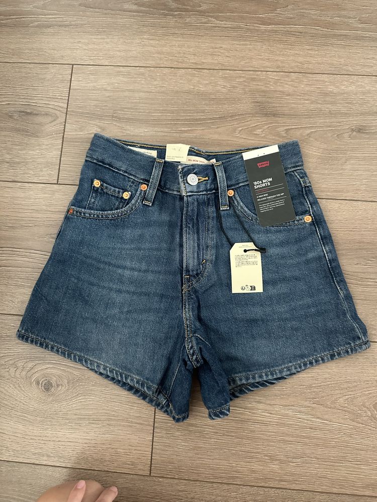 Шорти жіночі Levi's Premium розмір 23