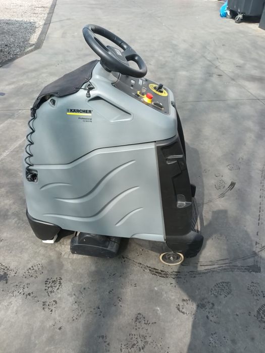 Odkurzacz szczotkowy Karcher CV60/2RS jak nowy, nowe akumulatory