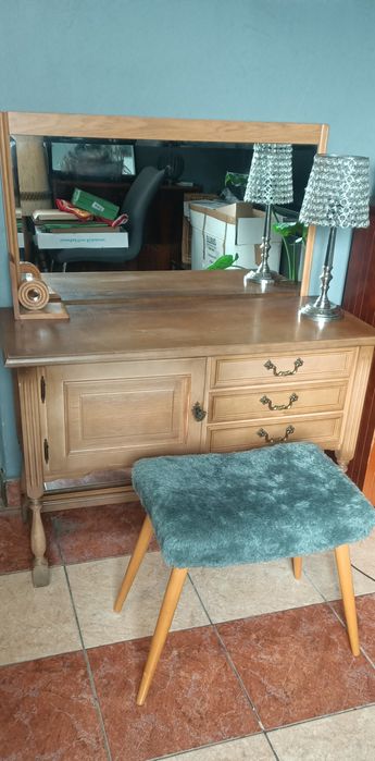 Komoda toaletka w stylu Ludwikowskim