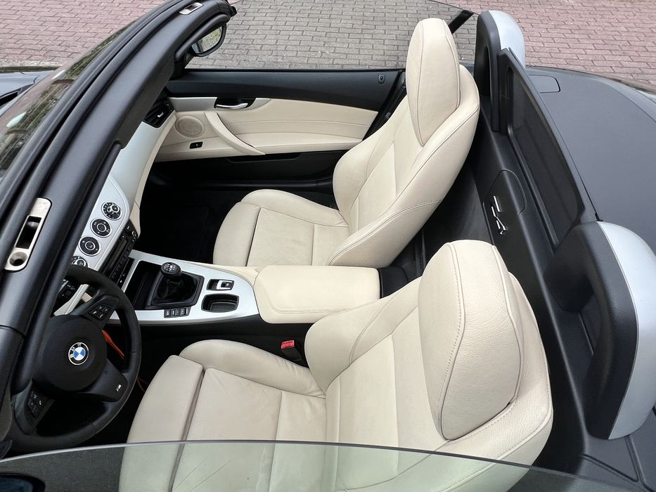 BMW Z4 - E89 23I (nacional - totalmente original)