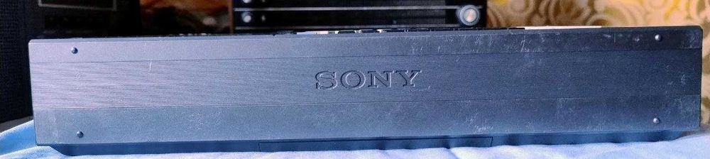 SONY ICF-2001D радиоприемник.