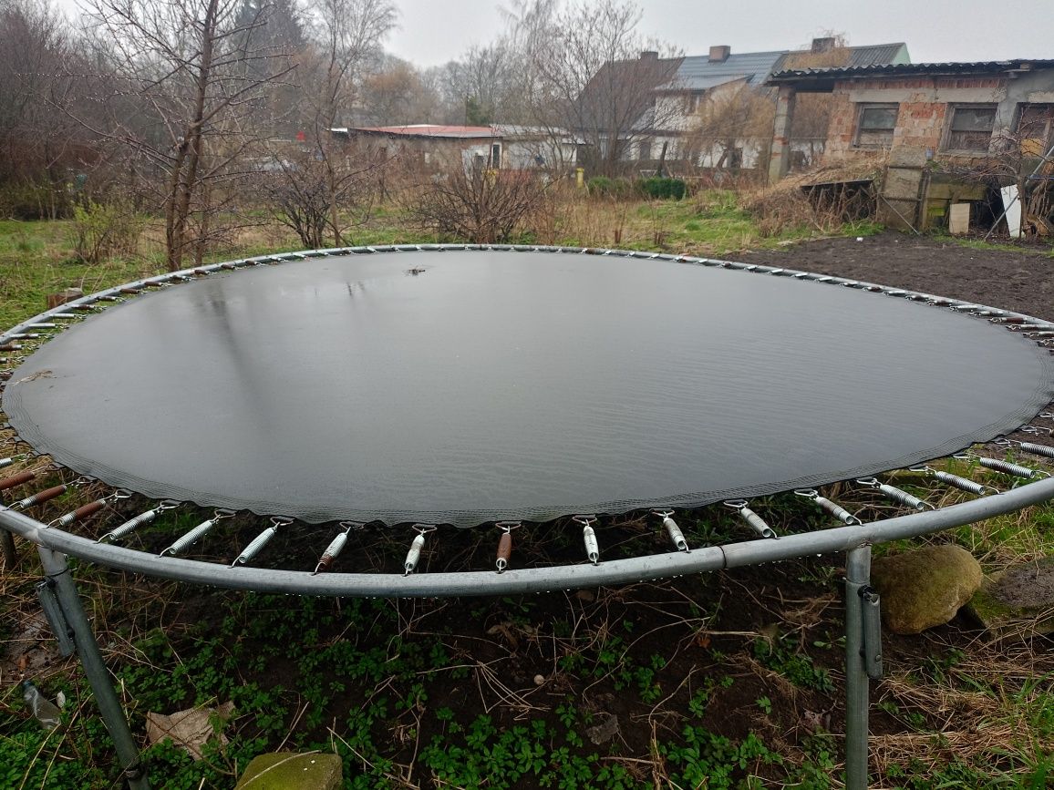 Sprzedam dół od trampoliny