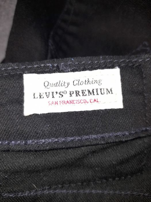 Jeansy Levi Strauss 33/32