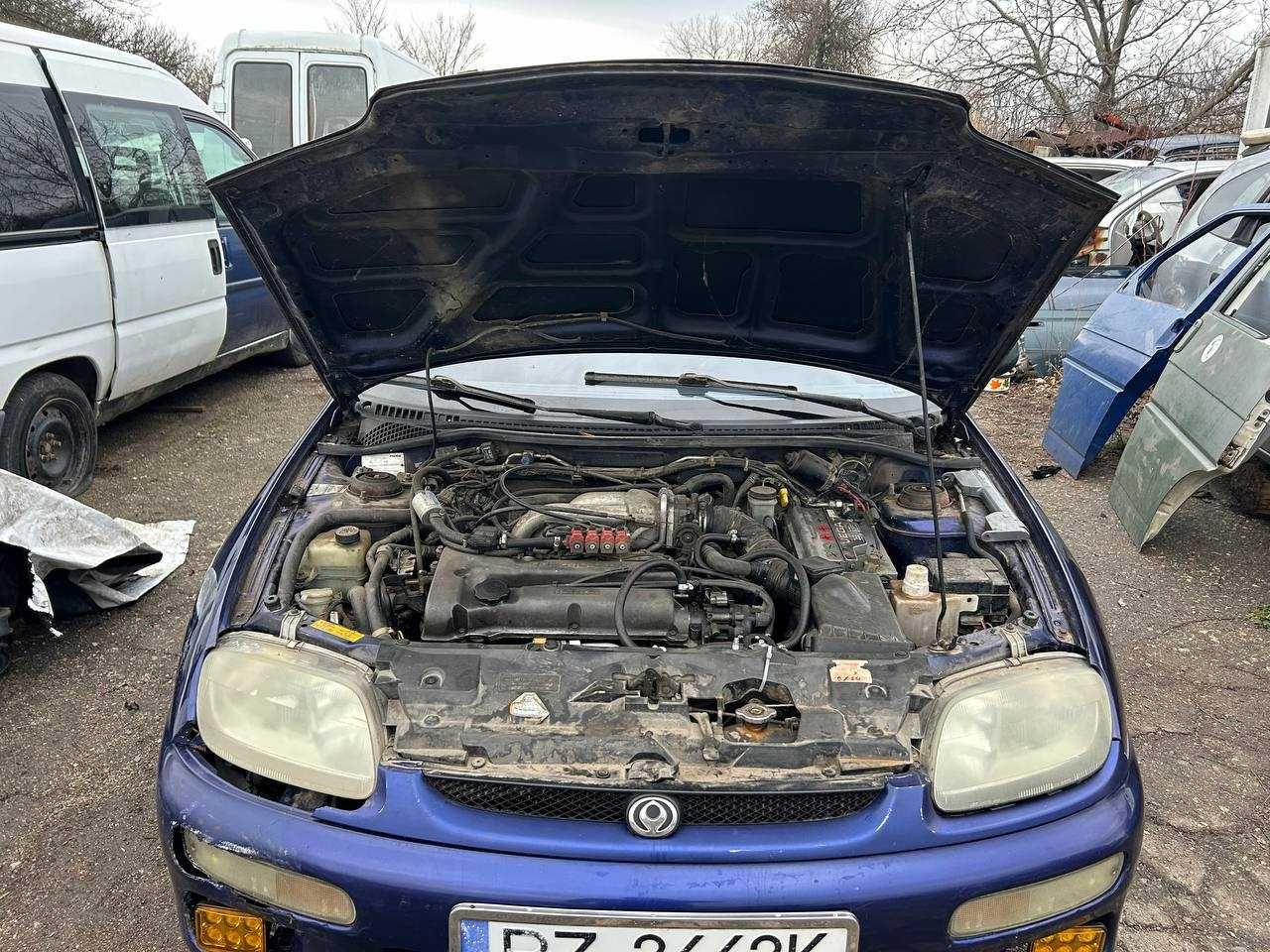 Мазда 323 1994г / Mazda 323 1.5 бензин на запчасти