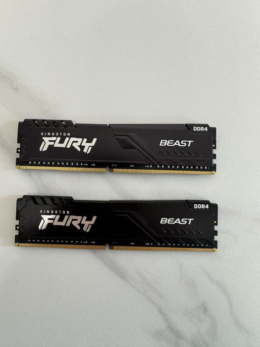 Оперативная память Kingston Fury DDR4 2x16