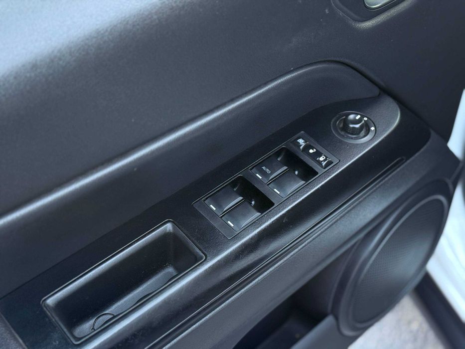 Jeep Patriot Sport 2014, 2.4 газ/бензин, автомат, пробег 137 тыс.км.