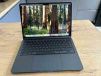 Apple MacBook Air 13,6" M2 8-core CPU + 8-core GPU / 8GB RAM / 256GB