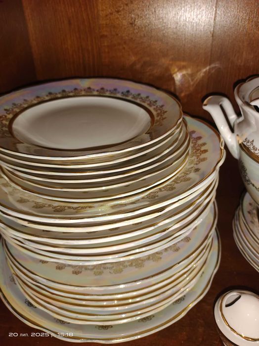 Посуда , сервизы .