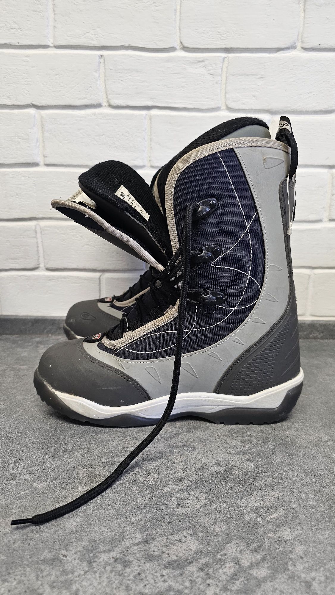 Buty snowboardowe, snowboard, r. 39