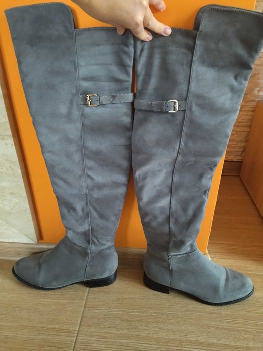 Szare zamszowe kozaki Vices 40