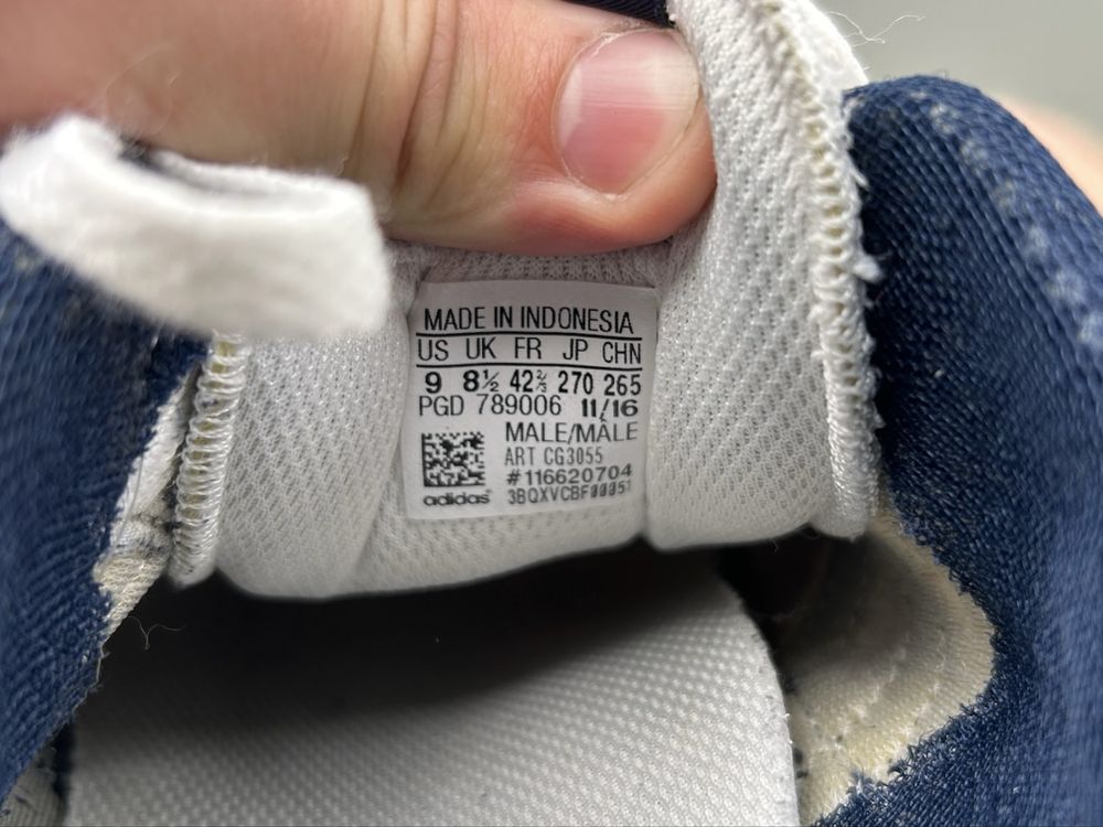 Оригінал! Кросівки Adidas La Trainer 42.5 розмір 03729