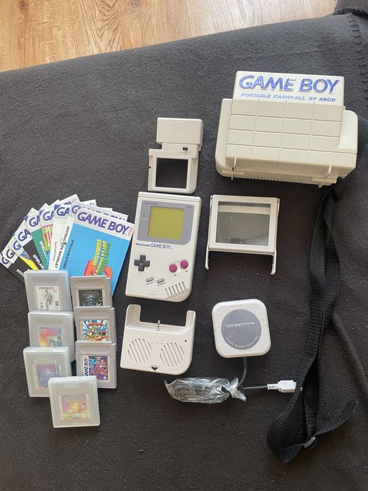 Sprzedam wszystko co na zdjęciu,Wii mini,PS 1,Game Boy 1989