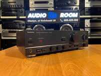 Wzmacniacz Technics SU-VZ320 Audio Room