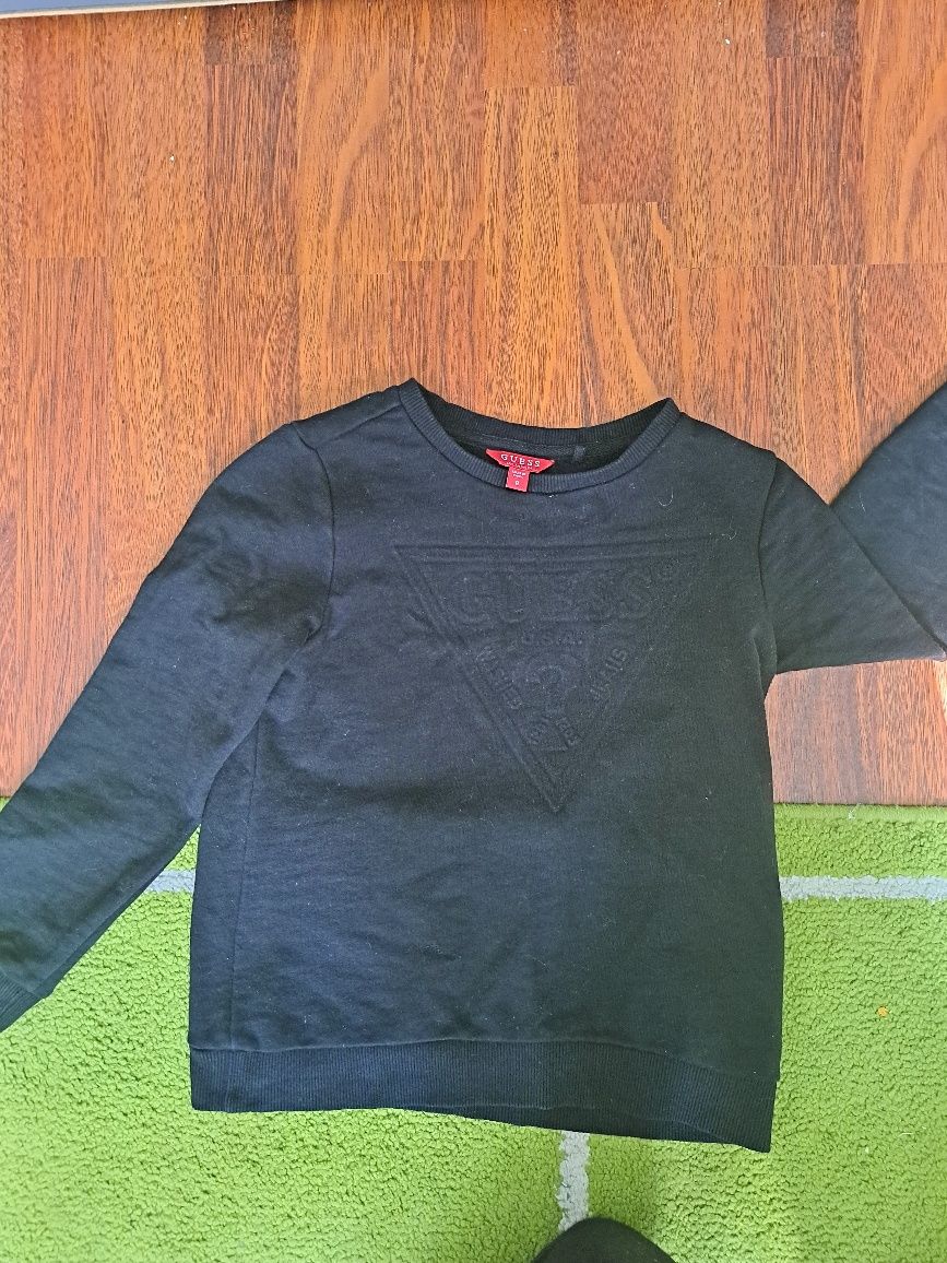 Sweter dziecięcy Guess 122