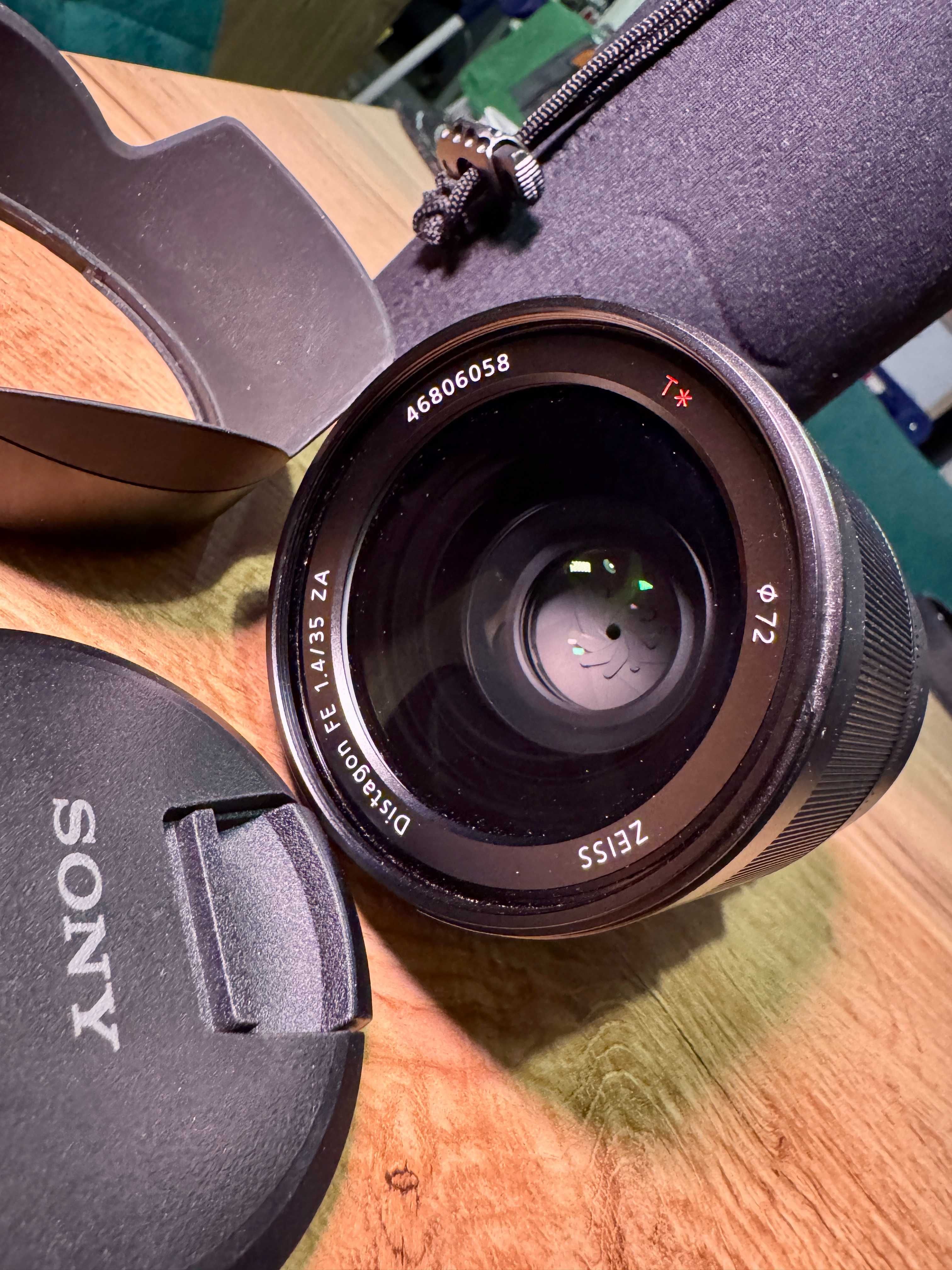 Sony Zeiss Distagon T* FE 35 mm f/1,4 ZA - ideał