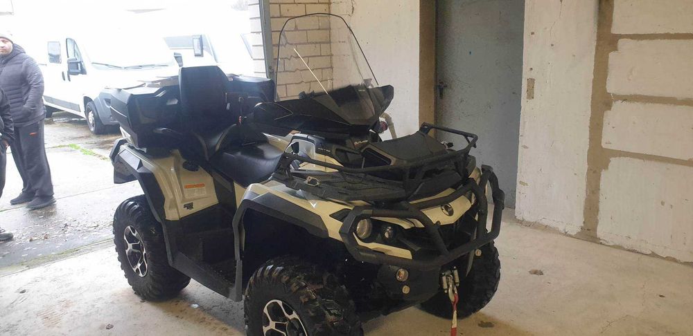 Quad Can-am Outlander max limited rok 2014