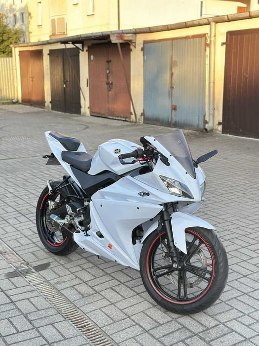Yamaha YZF R125 kat.a1 rok: 2013  świeży serwis, zarejestrowana