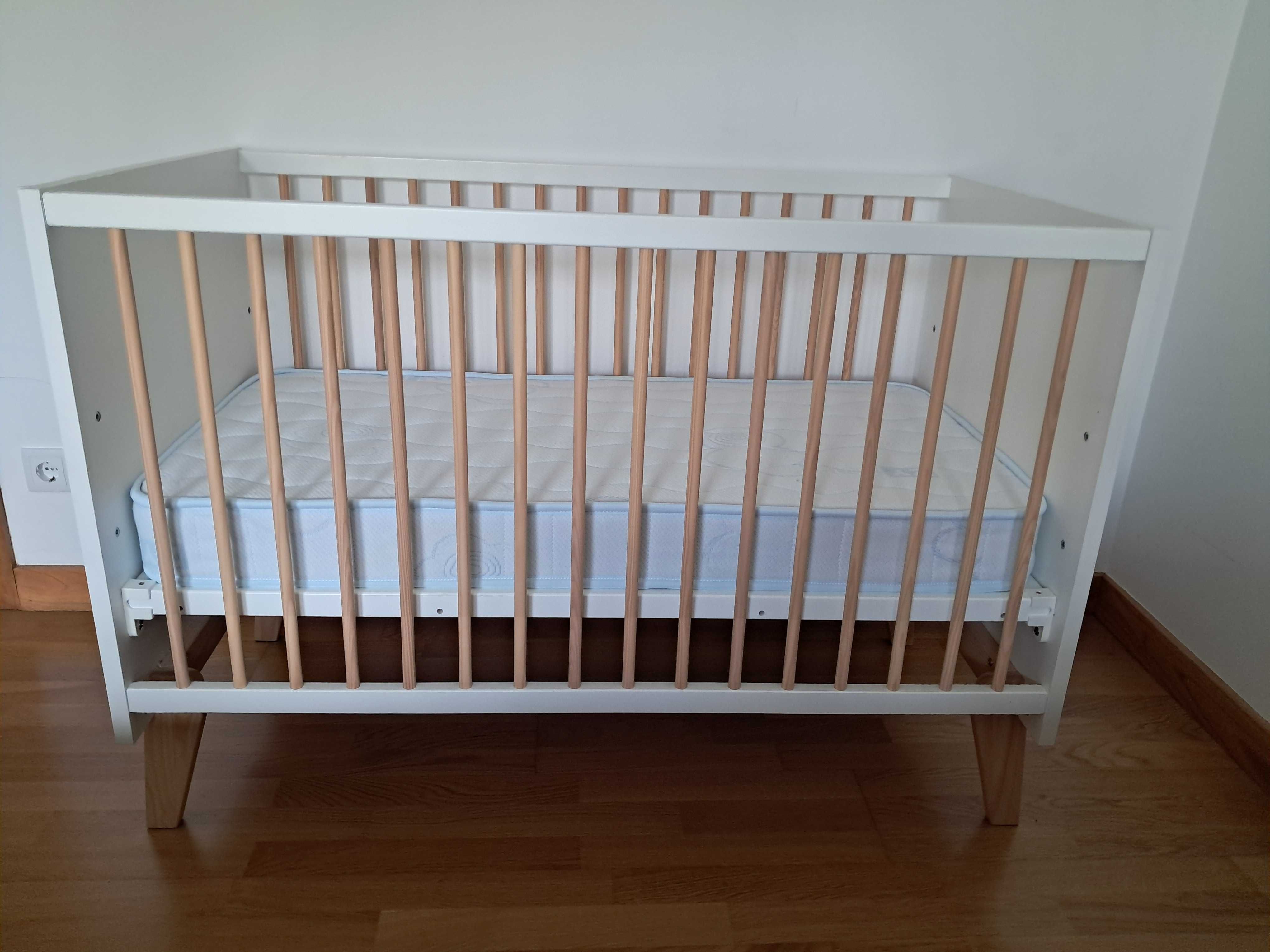 Berço Zippy (120x60cm), 3 em 1/Colchão Ortopédico/Kit Co-Sleeping