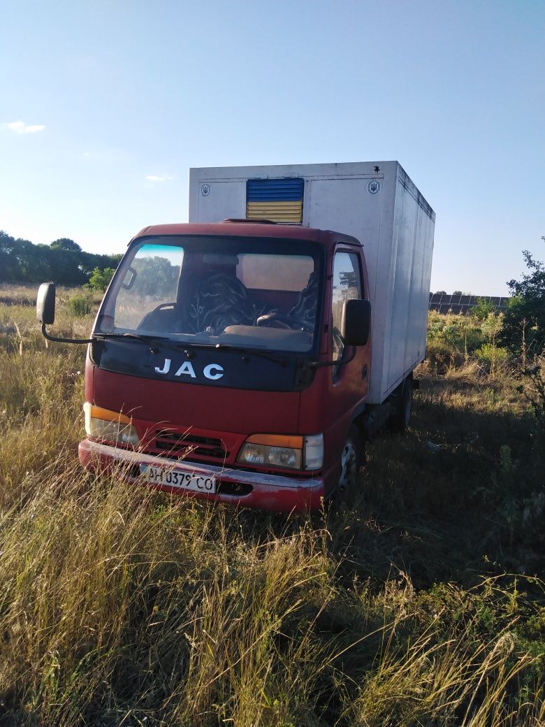 Продам JAC 1020к